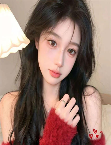 从文化视角看衣锦还乡之蛇年大吉：特效的CGI技术与实景结合 探索文化表达的多种形式